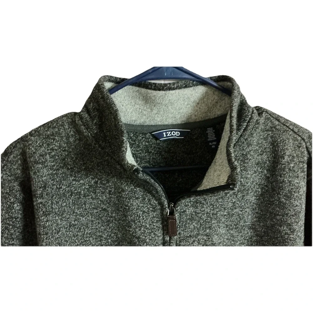 Izod men quarter